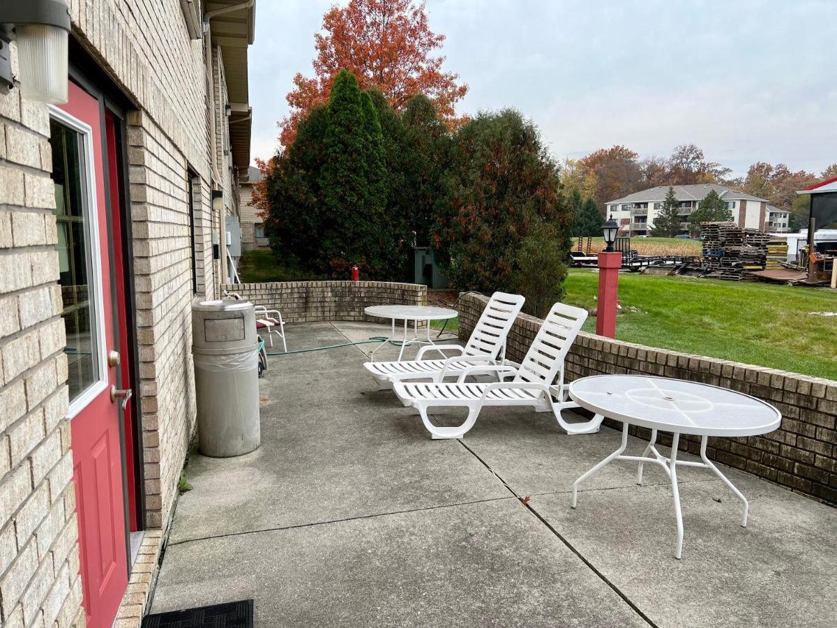Express Inn & Suites Decatur Buitenkant foto