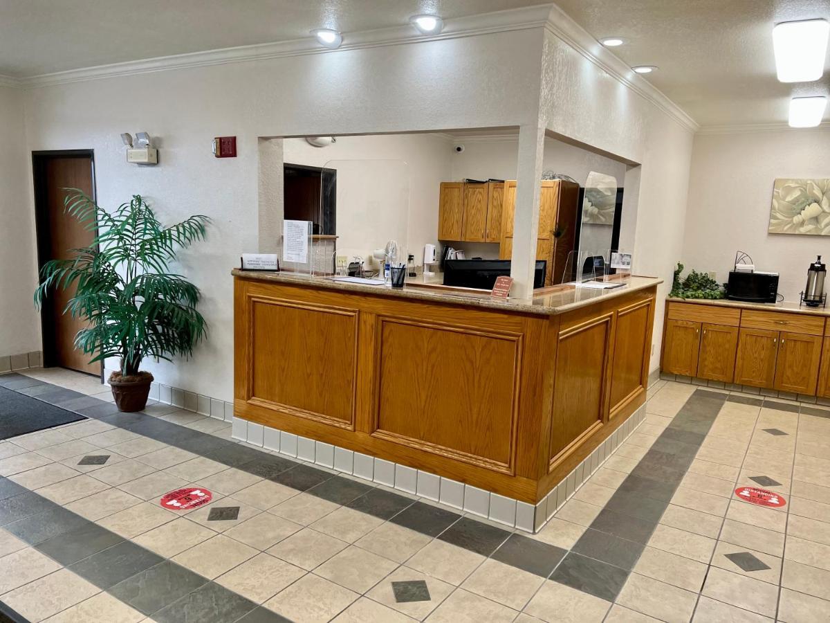 Express Inn & Suites Decatur Buitenkant foto