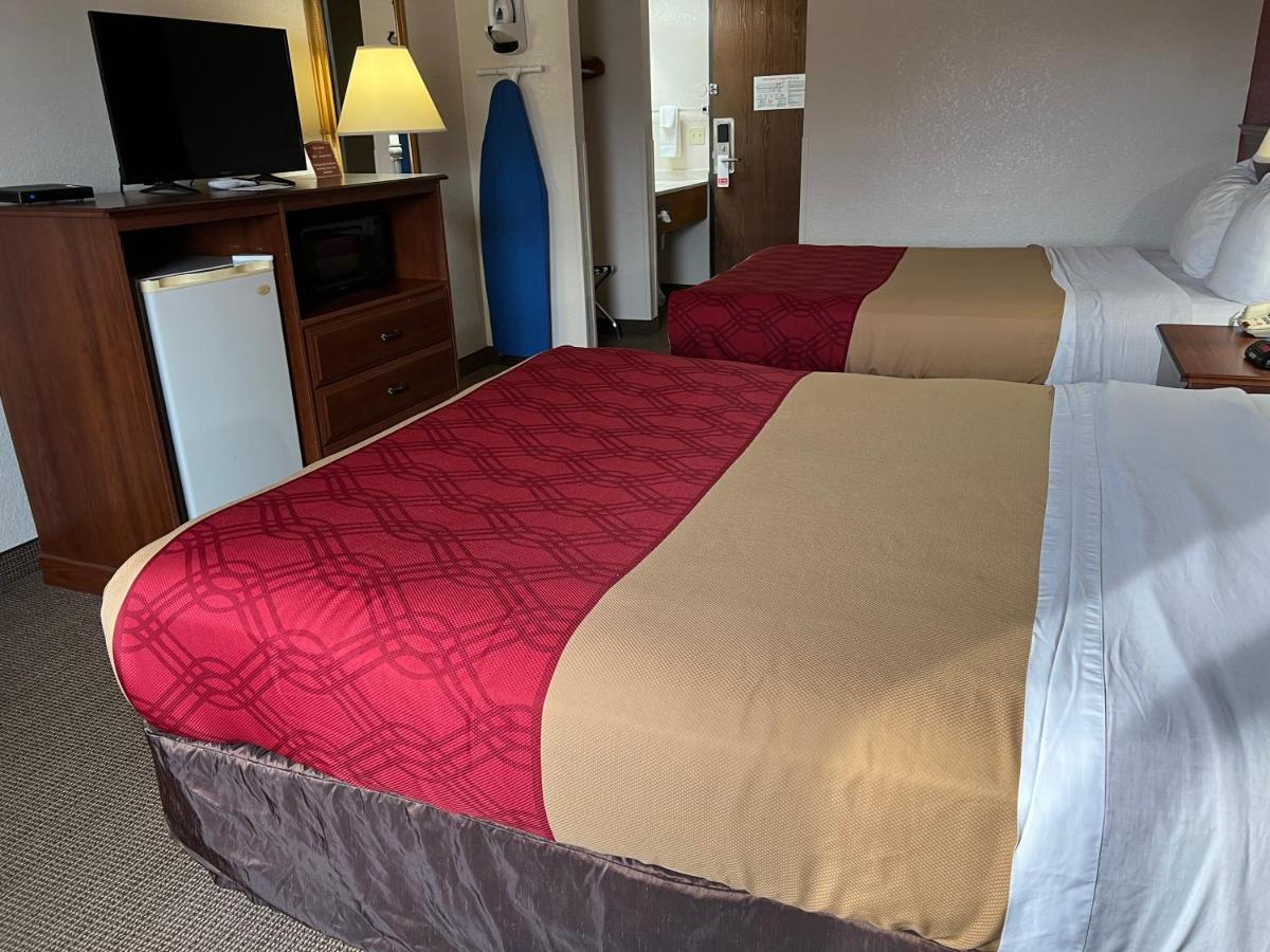 Express Inn & Suites Decatur Buitenkant foto