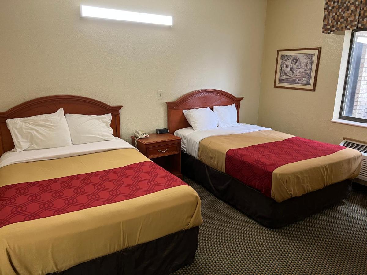 Express Inn & Suites Decatur Buitenkant foto