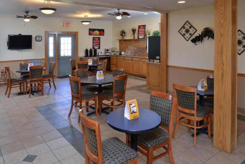 Express Inn & Suites Decatur Buitenkant foto